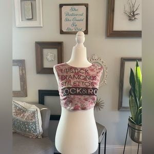 Rock & Roll crop top 🖤🎵🤟🏼